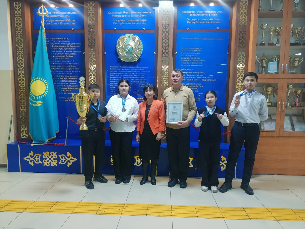 Облыстық "Ұлттық мектеп лига" жарысында 7-8 сынып оқушылар арасында өткен тоғызқұмалақ жарысында Б. Сырттанұлы атындағы 25 орта мектеп командасы3 орынды иеленді.