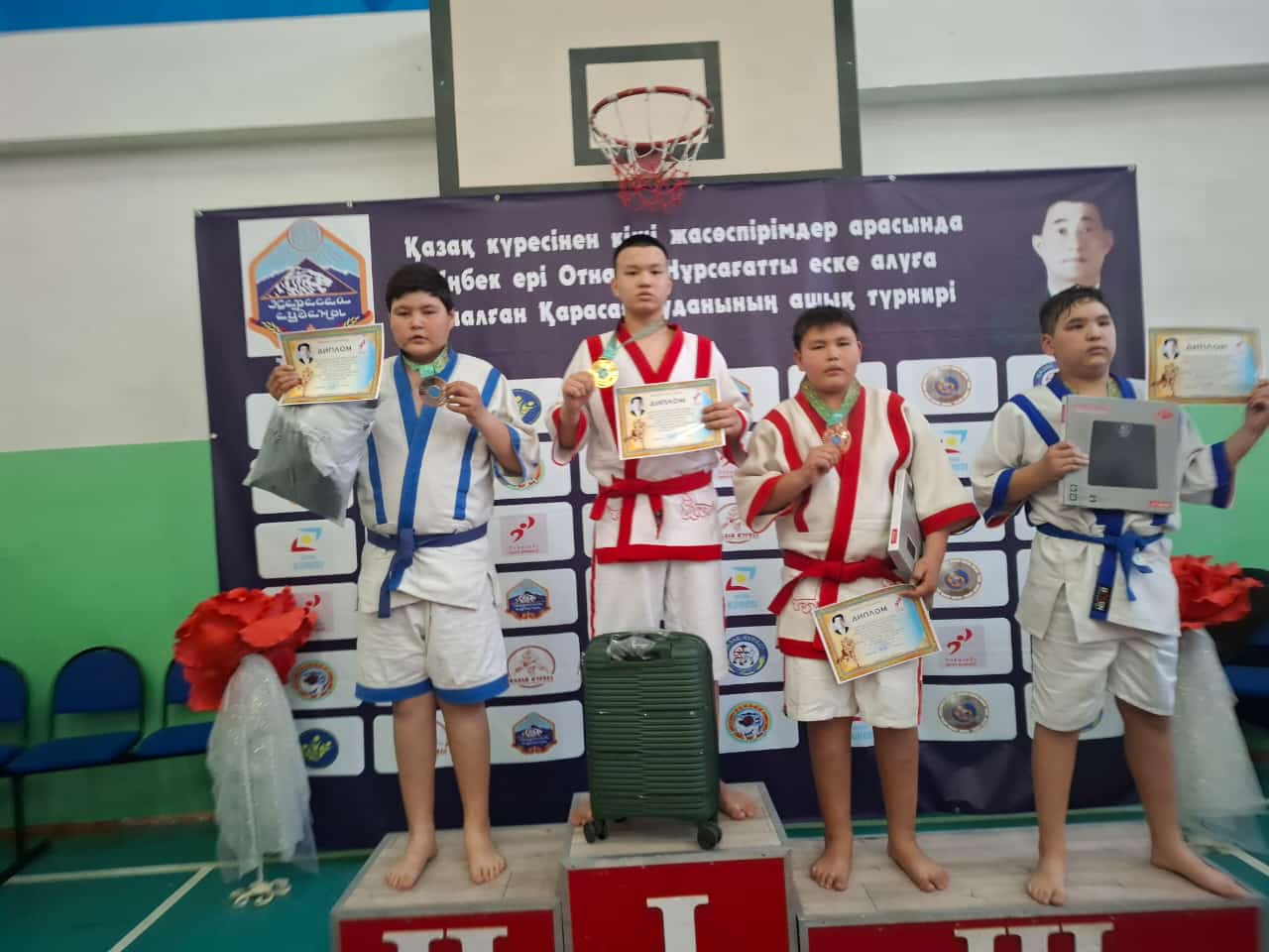 Қазақ күресінен 2012-2013ж.т