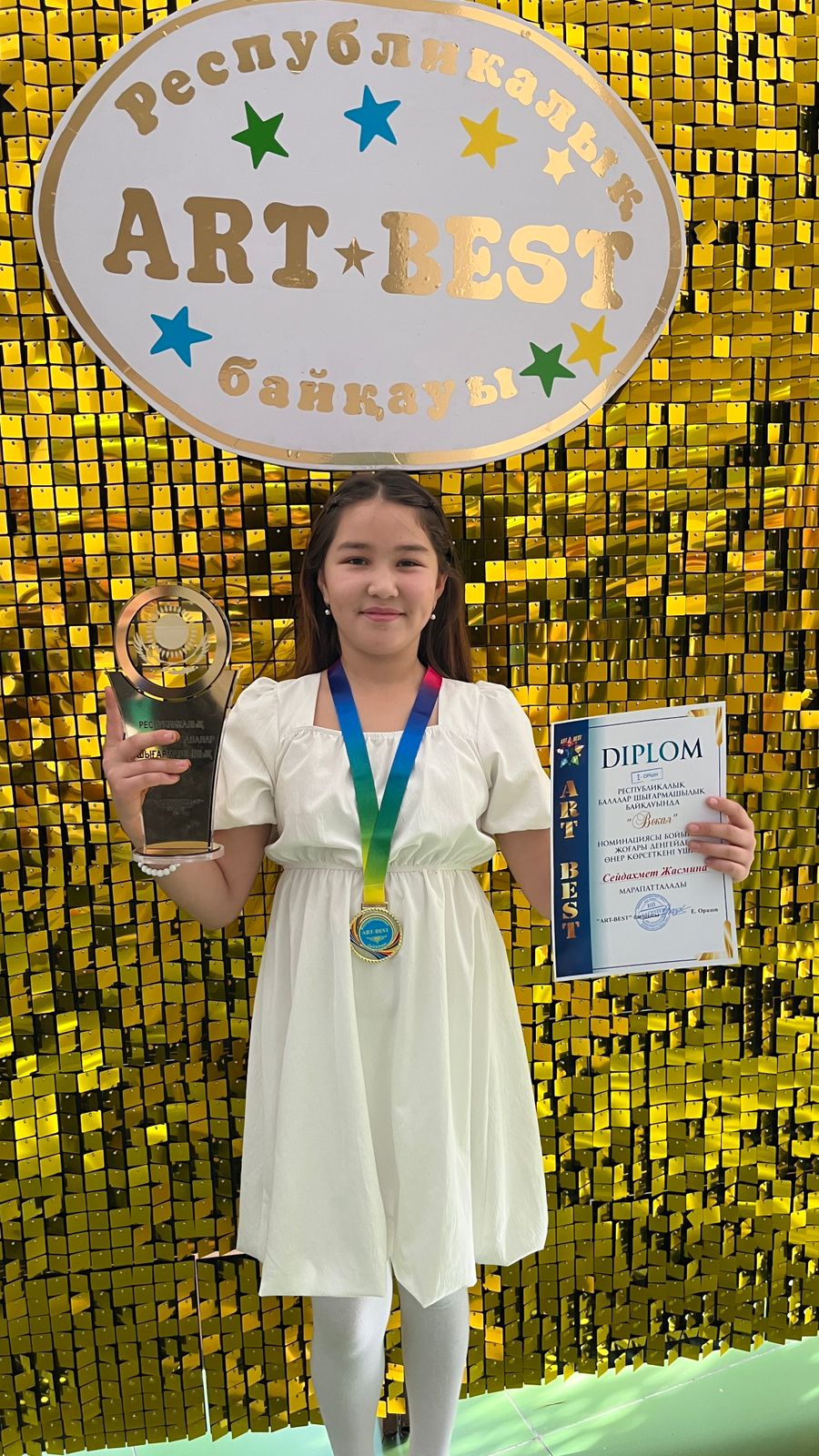 РЕСПУБЛИКАЛЫҚ “ART-BEST” БАЛАЛАР ШЫҒАРМАШЫЛЫҚ БАЙҚАУЫНДА